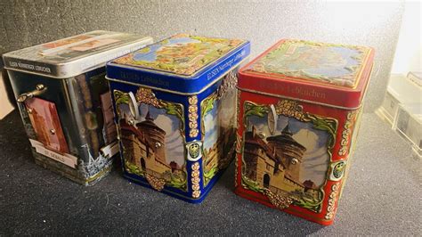 Verschiedene Lebkuchen-Dosen: Elisen-Dosen und Kunst-Dosen