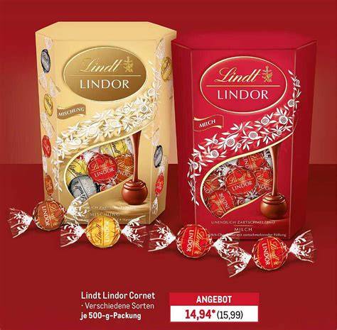 Verschiedene Lindt Pralinenpackungen nebeneinander