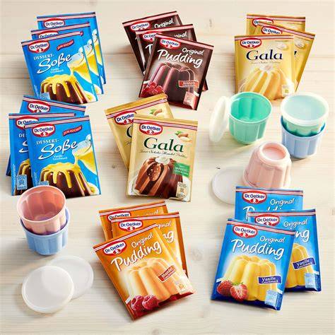 Verschiedene Puddingsorten nebeneinander, inklusive veganer und proteinreicher Varianten