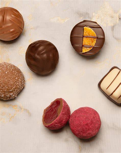 Verschiedene Rausch Pralinen und Schokoladentäfelchen