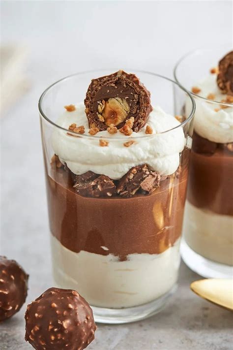 Verschiedene Rocher Dessert Varianten als Buffet