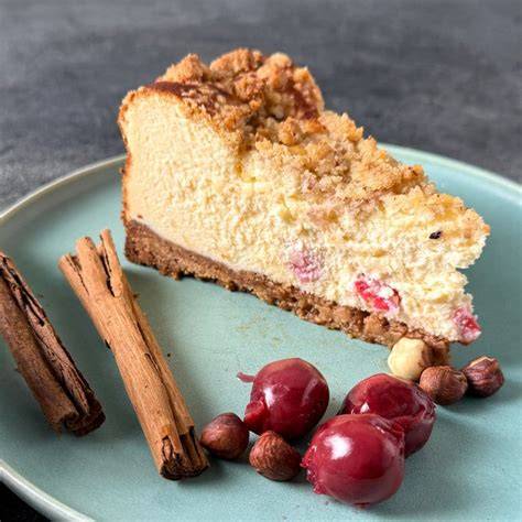 Verschiedene Varianten von Kirsch-Käsekuchen