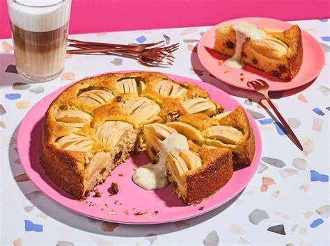 Versunkener Apfelkuchen ohne Zucker und Schokolade