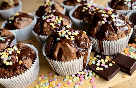 Verwendung von zuckerfreier Schokolade in Rezepten (Kuchen, Muffins, Desserts)