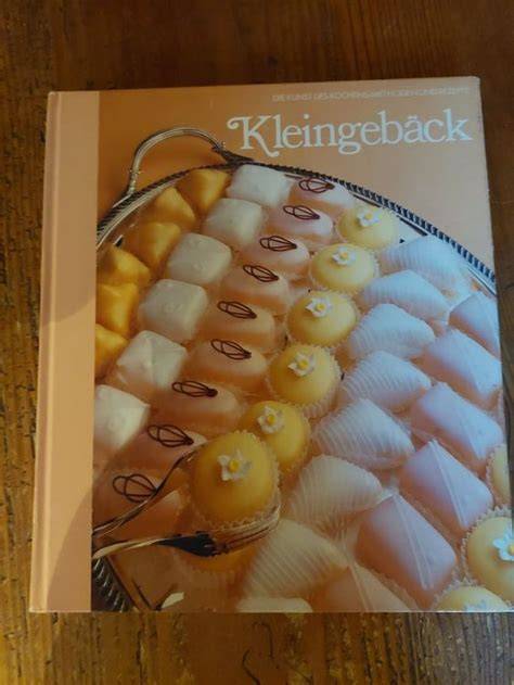 Vielfältige Torten und Kleingebäck aus Lomelinos Backbuch