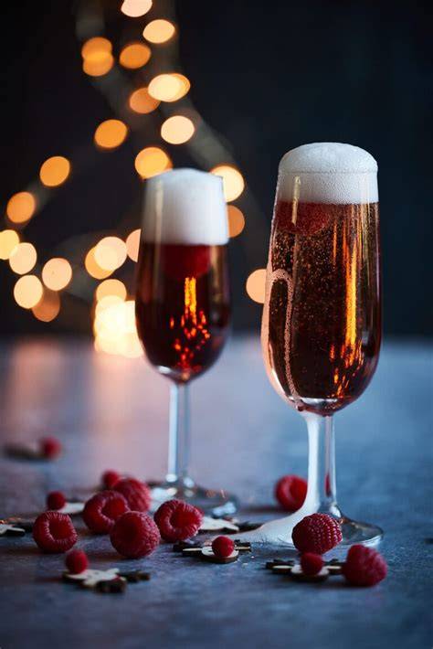 Vielfalt an Pralinen: Kir Royal, Sauerkirsch, Kaffeetrüffel