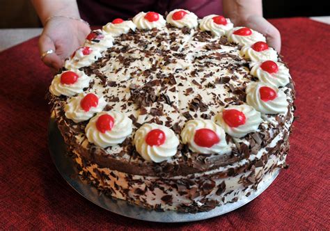 Vielfalt deutscher Kuchen und Torten