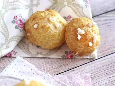 Vielseitige Anwendungen: Chouquettes, Brioches, Muffins mit Perlzucker