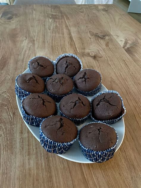 Vielseitige Fondant-Dekorationen: Cupcakes, Muffins, Plätzchen