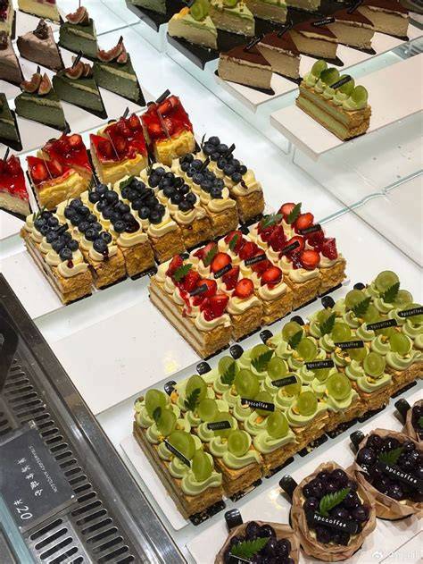 Vielseitige Kiwi-Desserts auf einem Buffet