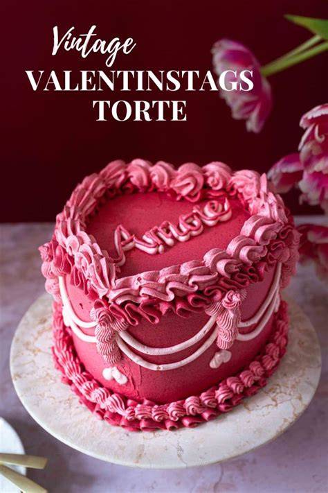 Vintage Herztorte im Marie Antoinette Stil