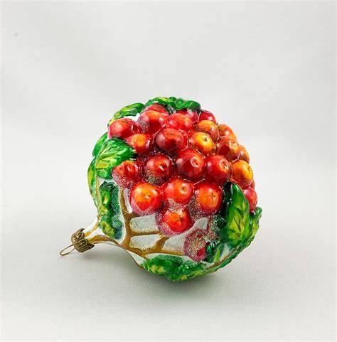 Vogelbeeren am Zweig