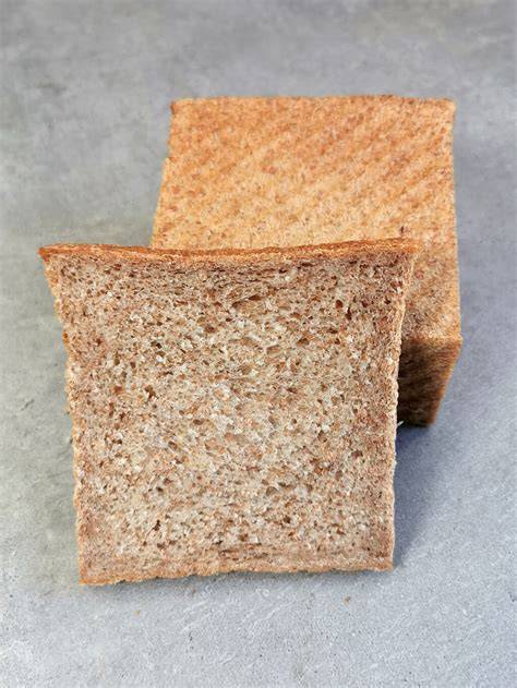Vollkorn Toastbrot im Vergleich zu Weißmehltoast 