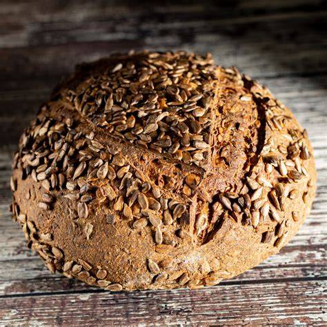 Vollkornbrot mit Kerne und Samen