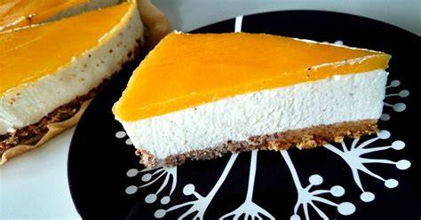Vorbereitung und Schichten: Mangospiegel für die Torte