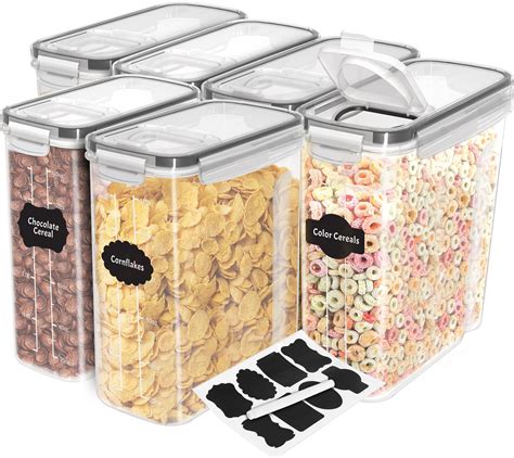 Vorratsbox mit Basiszutaten für Desserts
