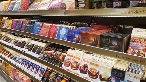 Vorsorglicher Rückruf von Schokolade im Supermarkt