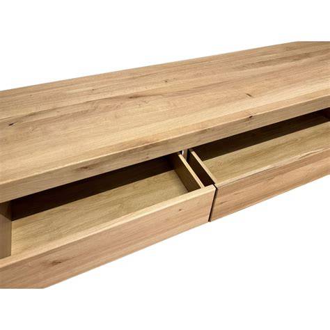 WIEN Lowboard Wildeiche Detailansicht