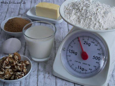 Waage mit fertiger Marmelade zur Ermittlung des Reduktionsfaktors