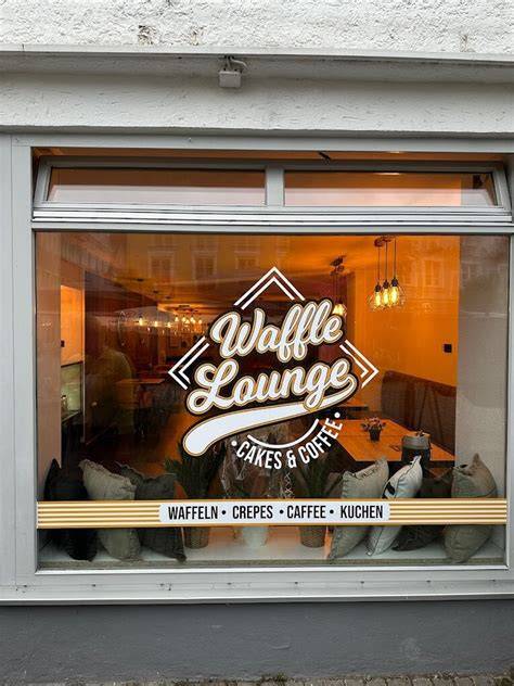 Waffel Lounge Lamaya fußgängerzone outdoor