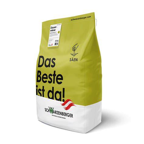 Waffel-Querschnitt: drei Lagen Waffel und zwei Lagen Creme