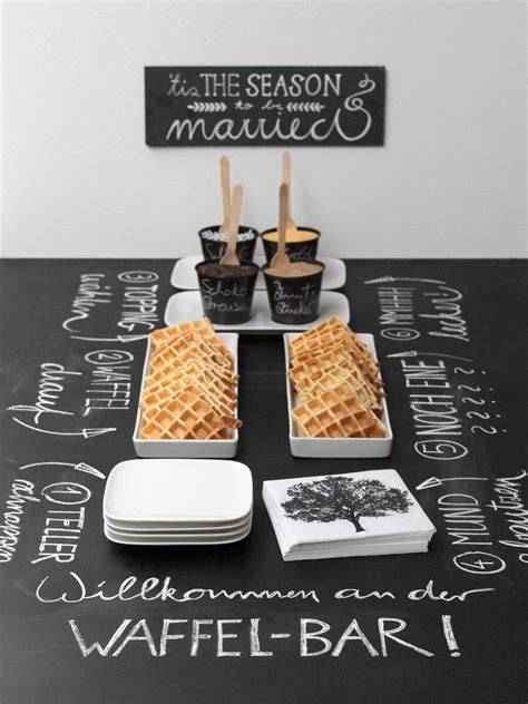 Waffelbar mit verschiedenen Toppings