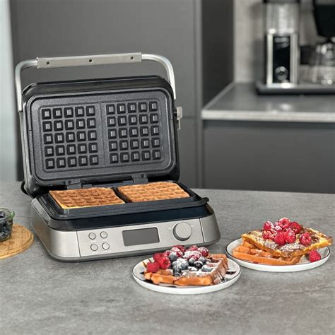 Waffeleisen mit backenden Proteinwaffeln