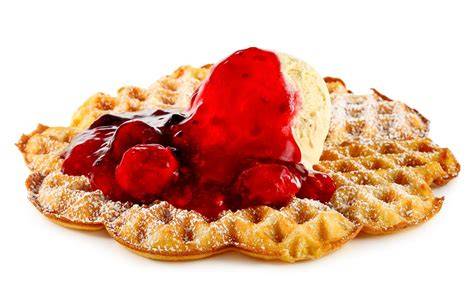 Waffeln mit Beeren, Rote Grütze und Baiser-Krümeln