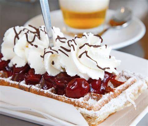 Waffeln und Ambiente in der Waffelbäckerei Koppe