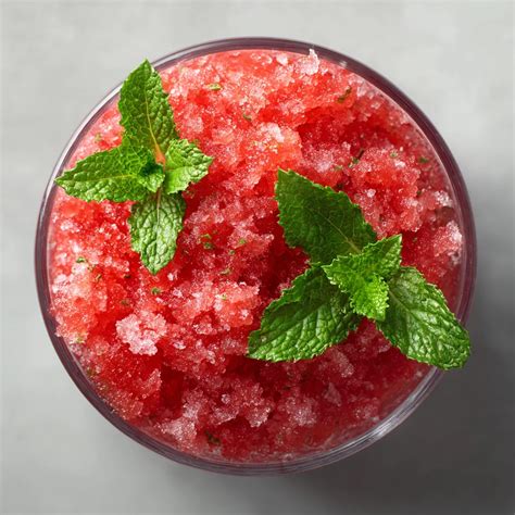 Wassermelonen-Granita mit Minze