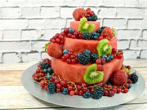 Wassermelonen-Torte mit Frischkäse-Creme