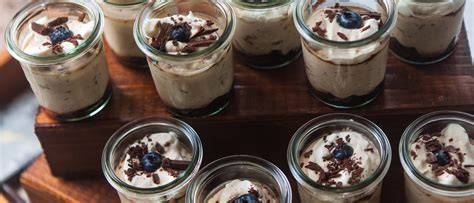 Weckgläser für das Dessert-Buffet