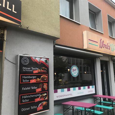 Wegweiser zur Wonder Waffel Filiale in Essen City