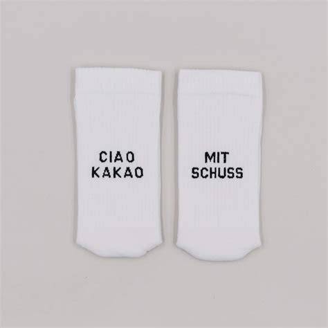 Weiße Eulenschnitt Socken Ciao Kakao mit schwarzem Schriftzug