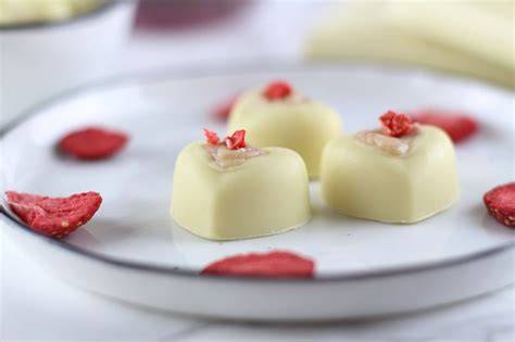 Weiße-Schokolade-Erdbeer-Pralinen
