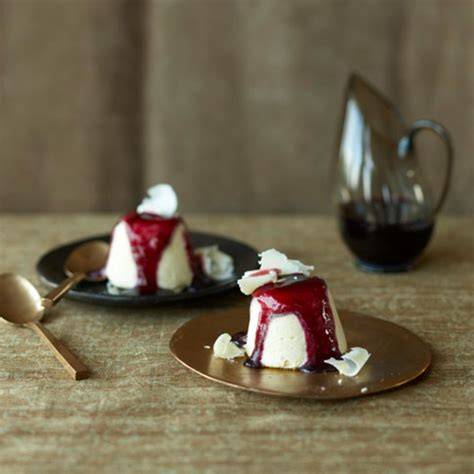 Weißes Schokoladen-Himbeermousse