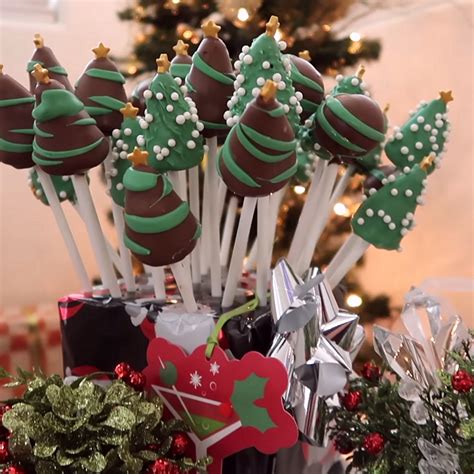 Weihnachtliche Cake Pops als kreativer Adventskalender