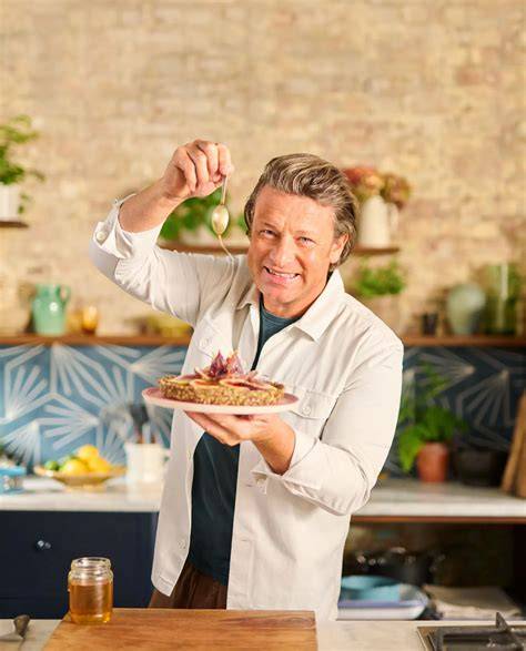 Weihnachtliche Dessertteller mit klassischen und modernen Jamie Oliver Kreationen