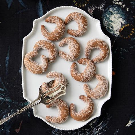 Weihnachtliche Nougatkipferl - Plätzchenklassiker