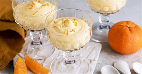 Weihnachtliche Orangencreme mit Gewürzen