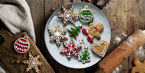 Weihnachtliche Stimmung: Lebkuchen, Gewürze und Tee
