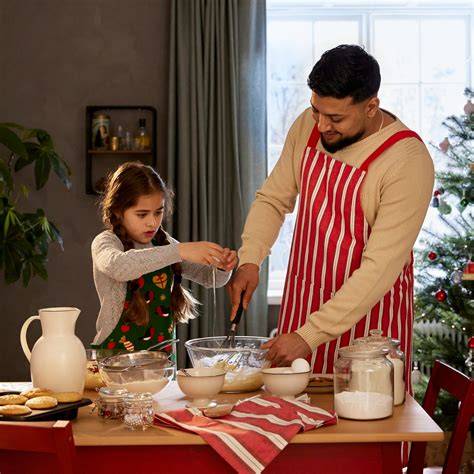 Weihnachtliche Stimmung beim Plätzchen-Rezeptausprobieren