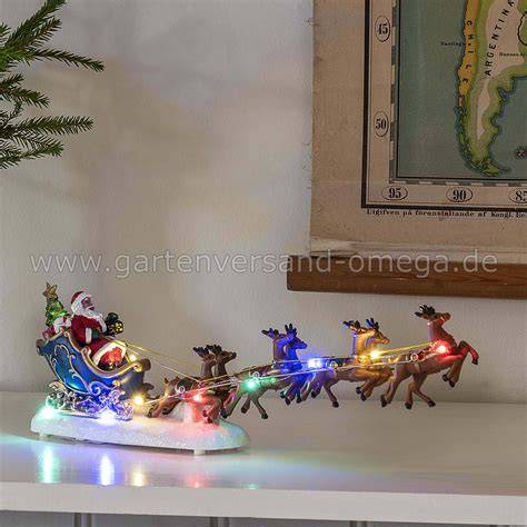 Weihnachtsdeko mit Lindt Weihnachtsmann auf Fensterbrett