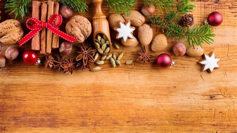 Weihnachtsgebäck und mögliche Allergene (Nüsse, Gewürze)