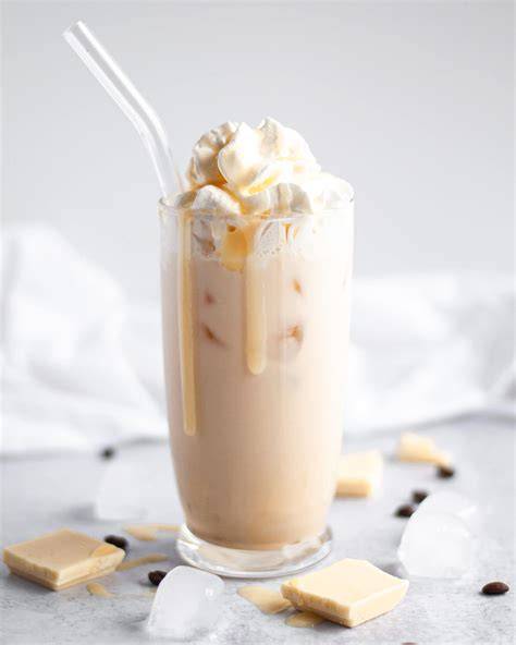 White chocolate latte mit Sirup