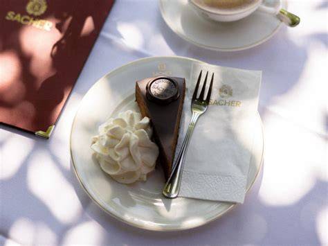 Wiener Kaffeehaus, Tortenbuffet, Original Sacher Hotel