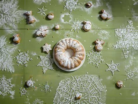 Winterliche Dekoration Schneegestöber Kuchen