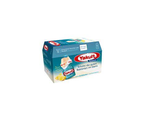 Yakult Fläschchen im Kühlregal