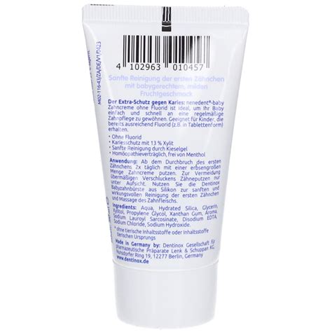 Zahncreme-Tube mit Inhaltsstoffliste
