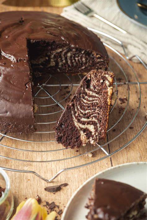 Zebrakuchen angeschnitten: Streifenmuster innen